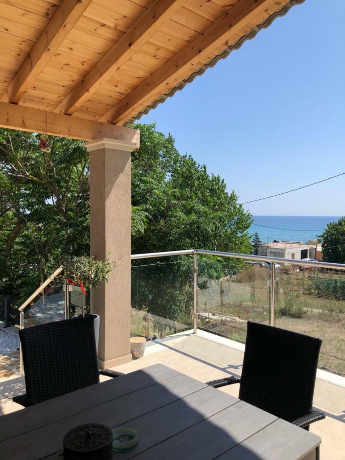 Villa Aelia Gardeno Vitaládes Екстериор снимка